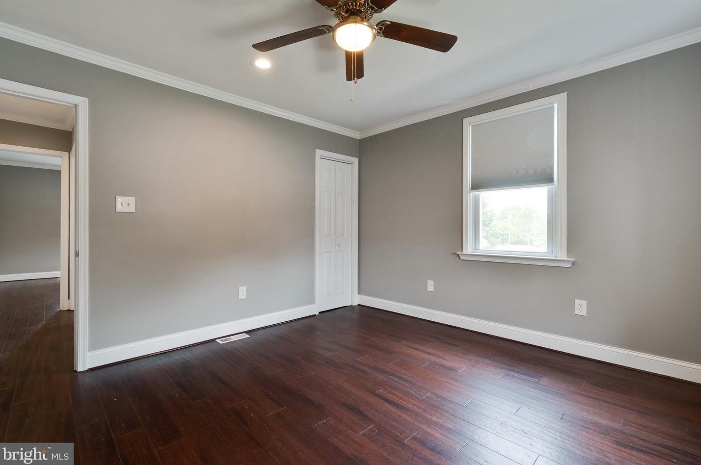 610 Meyers Dr, Baltimore MD  21228-4105 exterior