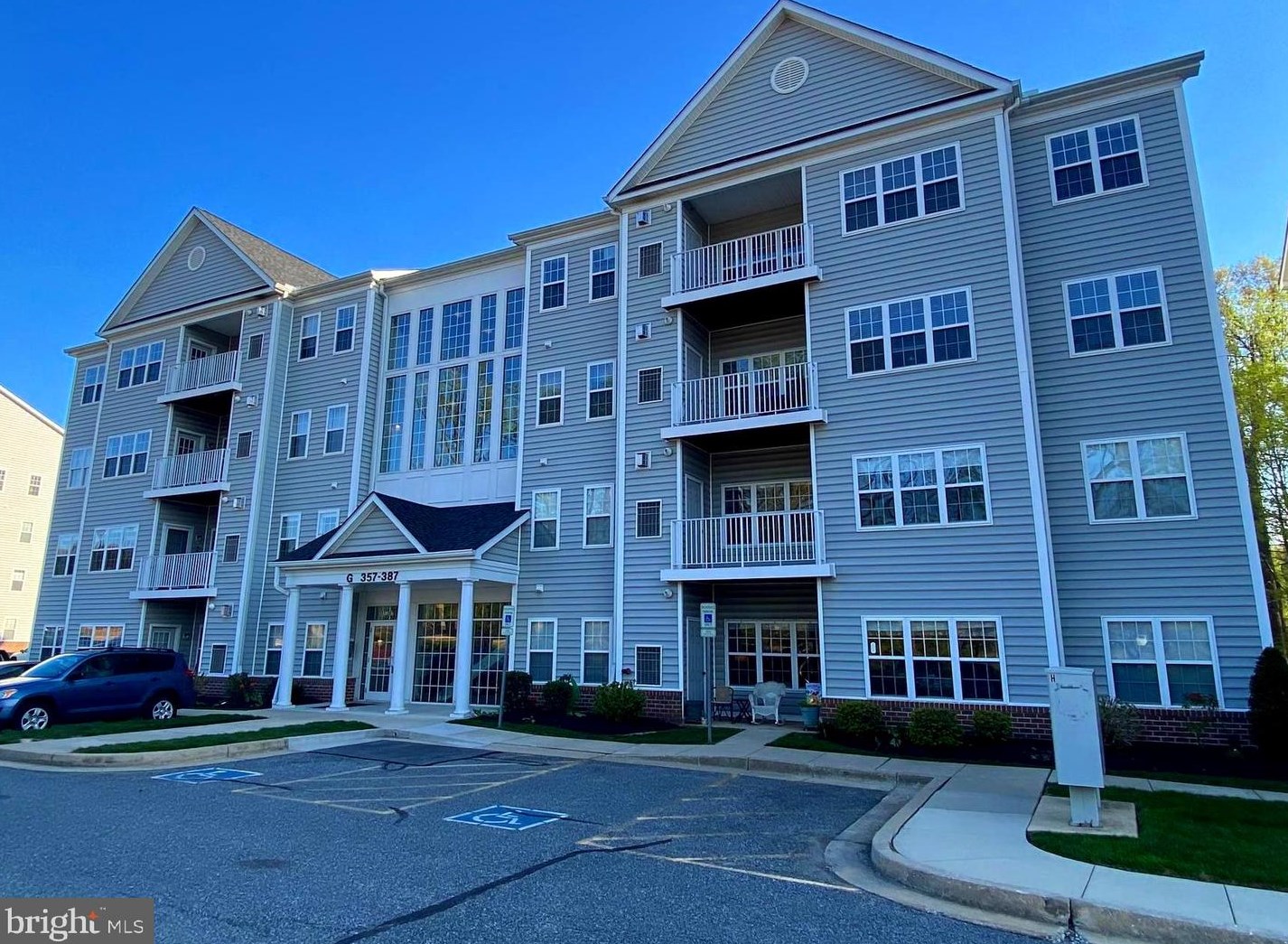 387 Hopkins Landing Dr, Baltimore, MD 21221-2228