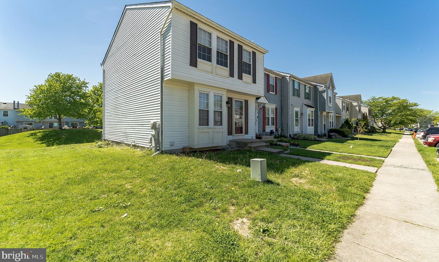 35 Triple Crown Ct, Baltimore, MD 21244-1244