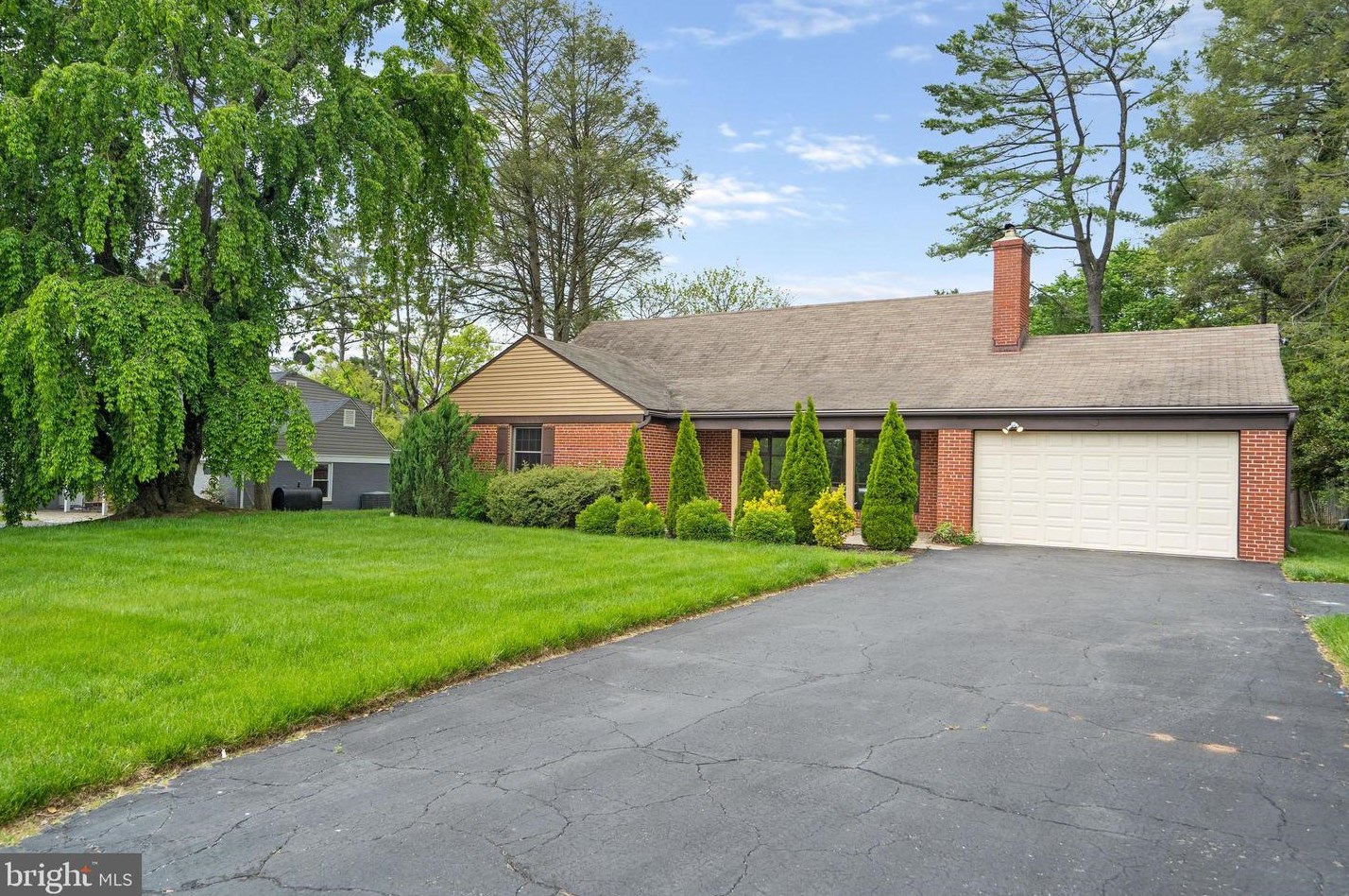 7918 Stevenson Rd, Baltimore, MD 21208-3025