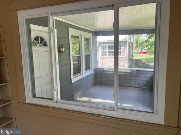 3230 Rolling Rd, Baltimore MD  21244-4136 exterior