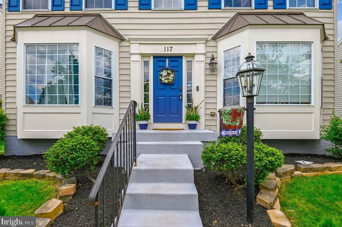 117 Commodore Dr, Baltimore, MD 21221-5956