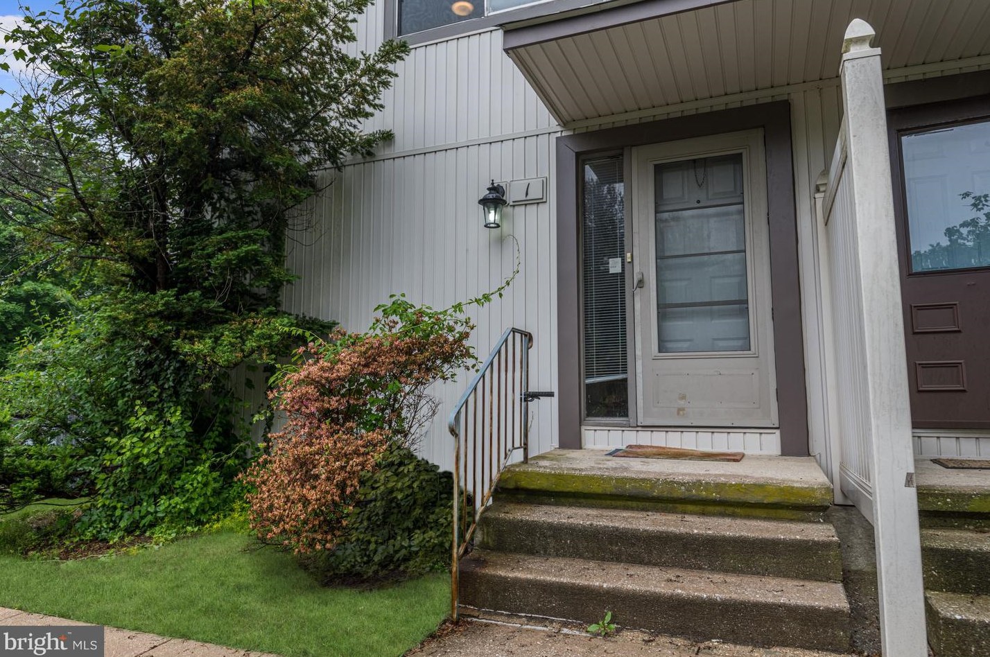 1 Dendron Ct, Baltimore, MD 21234-1539