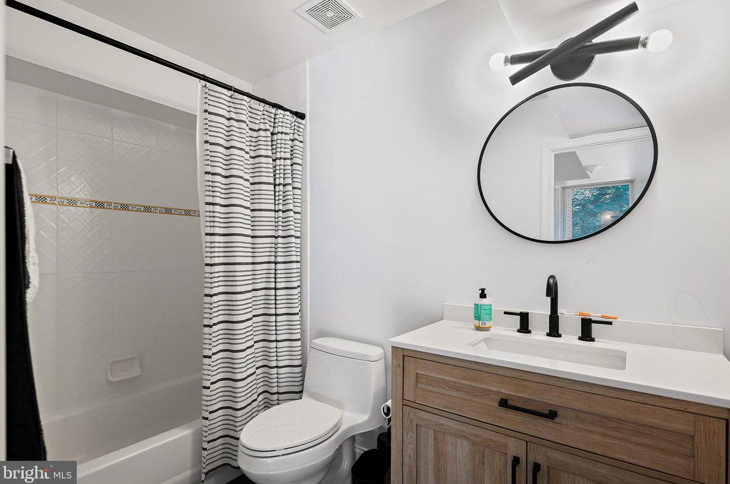 3 Hambleton Ct, Baltimore MD  21208-3333 exterior