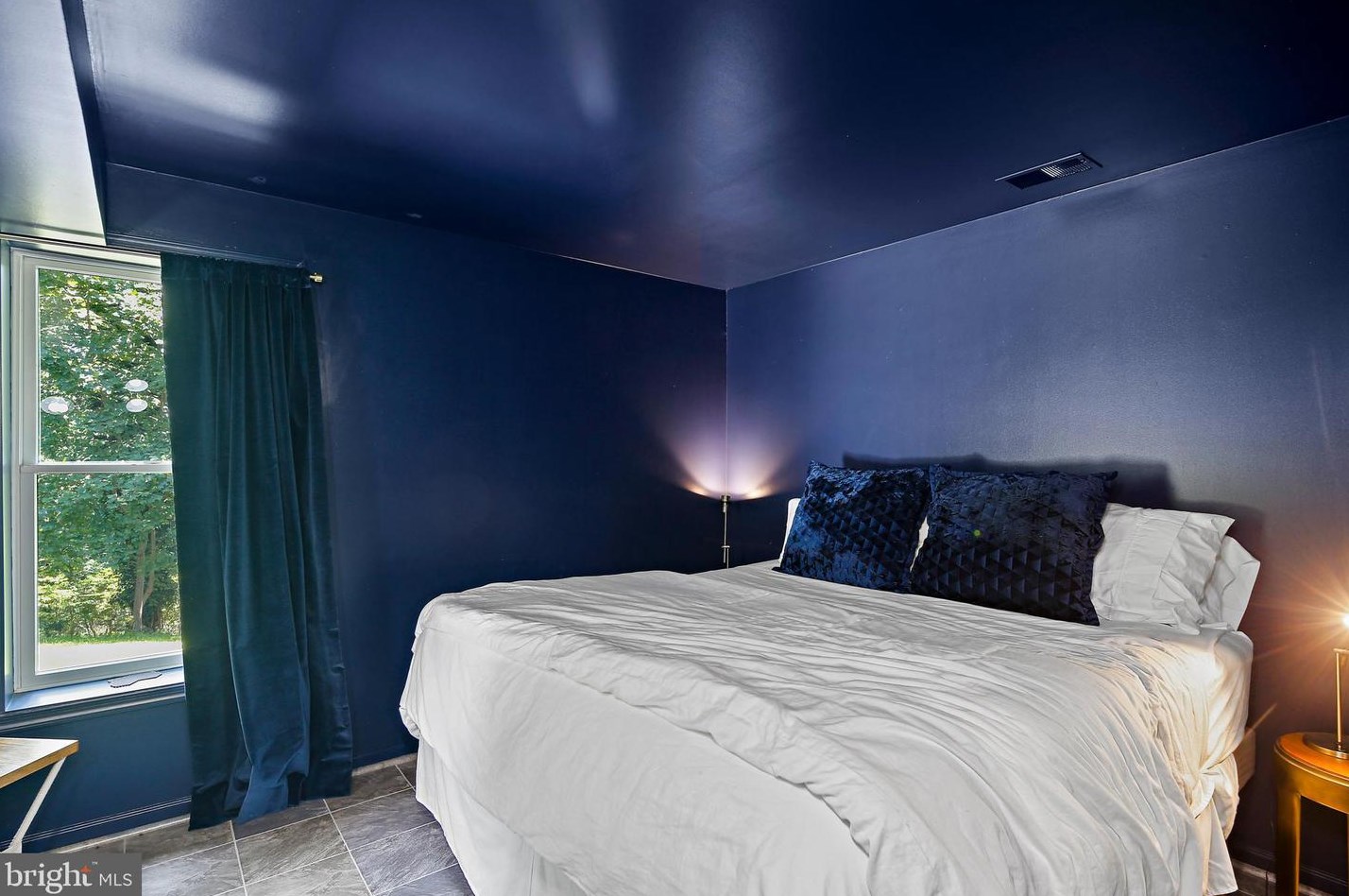 3 Hambleton Ct, Baltimore MD  21208-3333 exterior