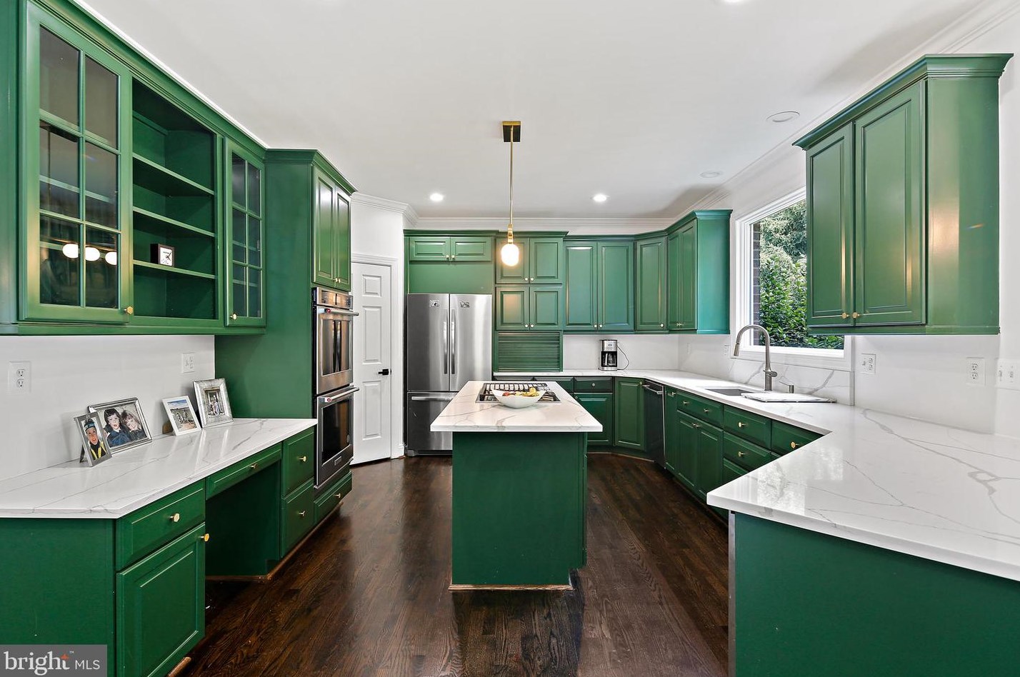 3 Hambleton Ct, Baltimore MD  21208-3333 exterior