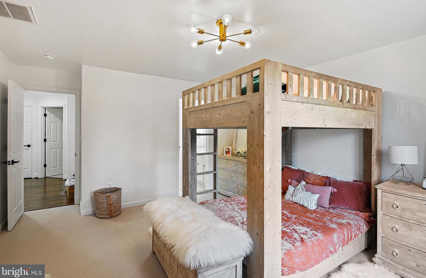 3 Hambleton Ct, Baltimore MD  21208-3333 exterior