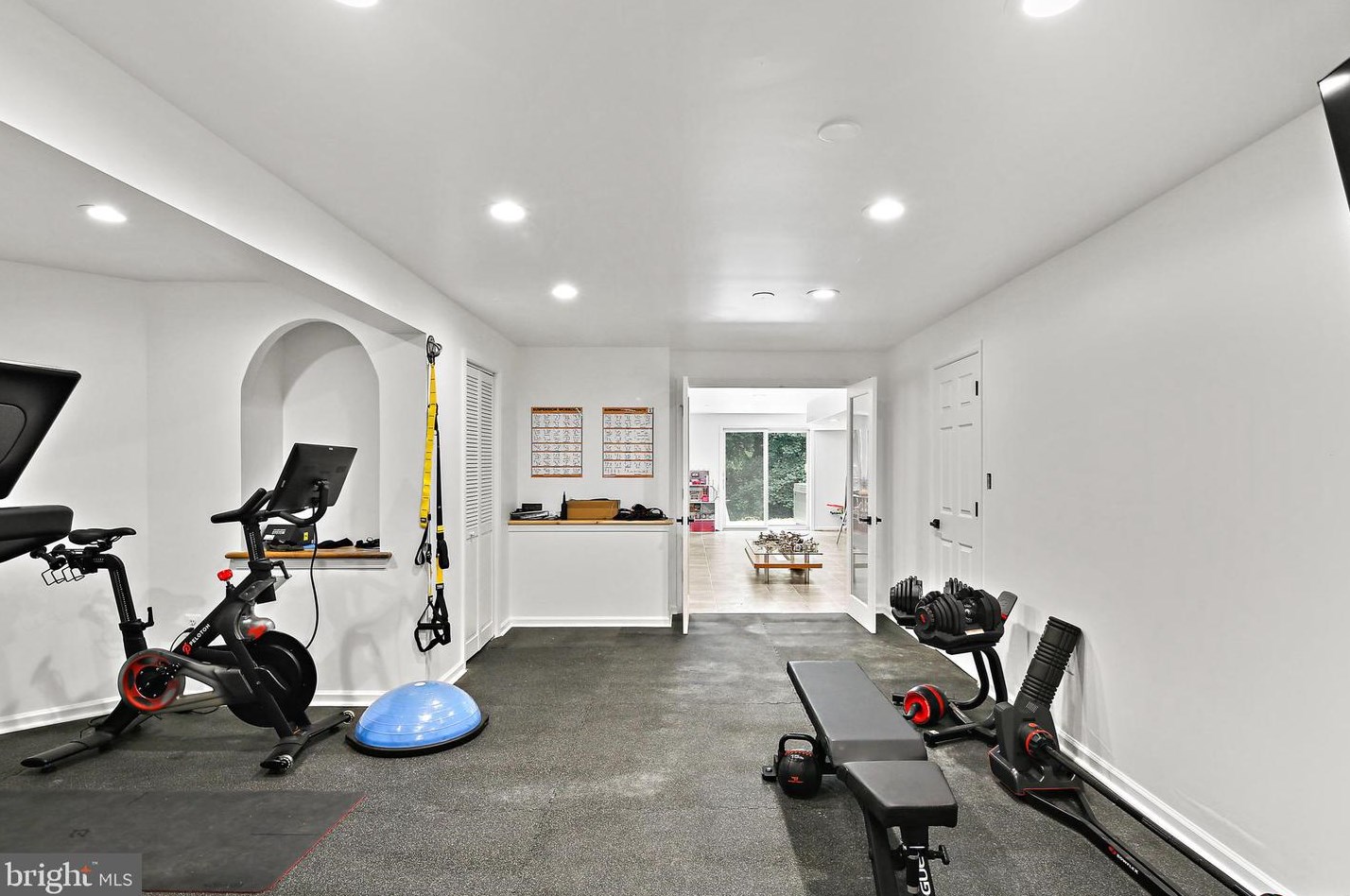 3 Hambleton Ct, Baltimore MD  21208-3333 exterior