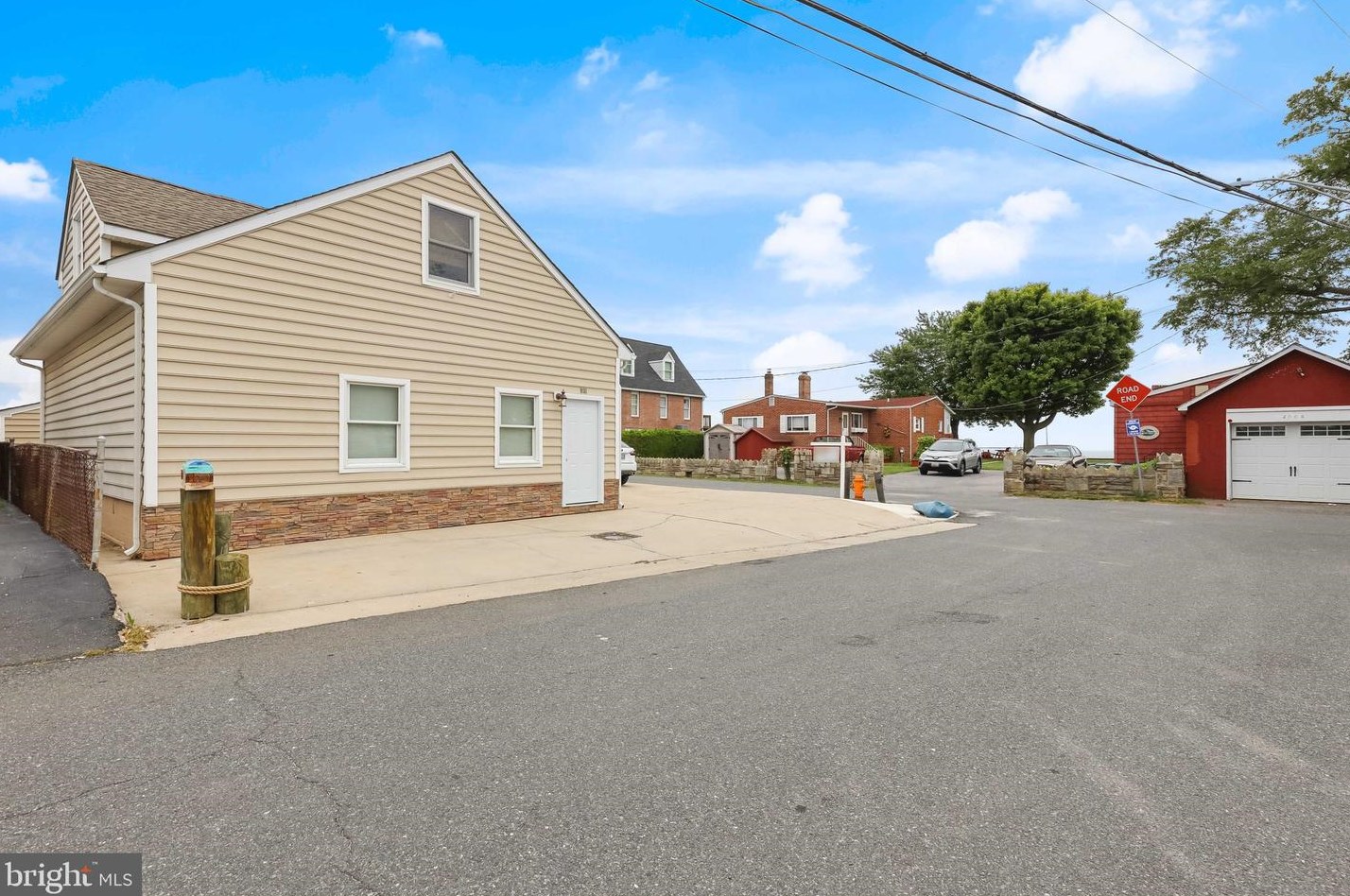 1933 Wilson Point Rd, Baltimore, MD 21220-5431