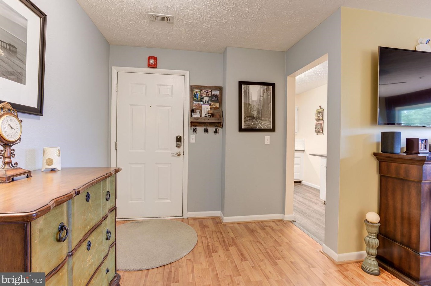 1803 Snow Meadow Ln, Baltimore, MD 21209-1303