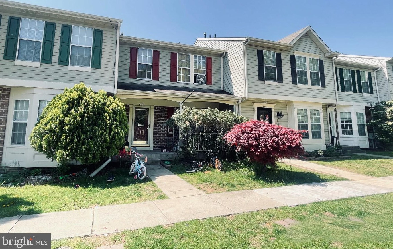 5331 Hollowstone Cir, Baltimore MD  21237-4032 exterior