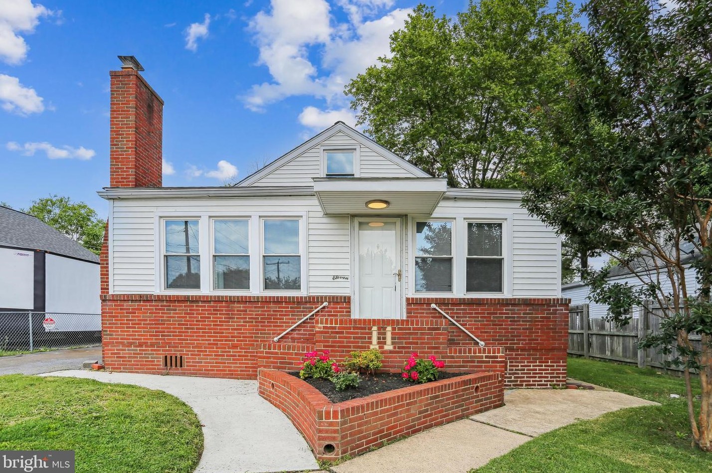 11 Parkwood Rd, Baltimore, MD 21222-2325