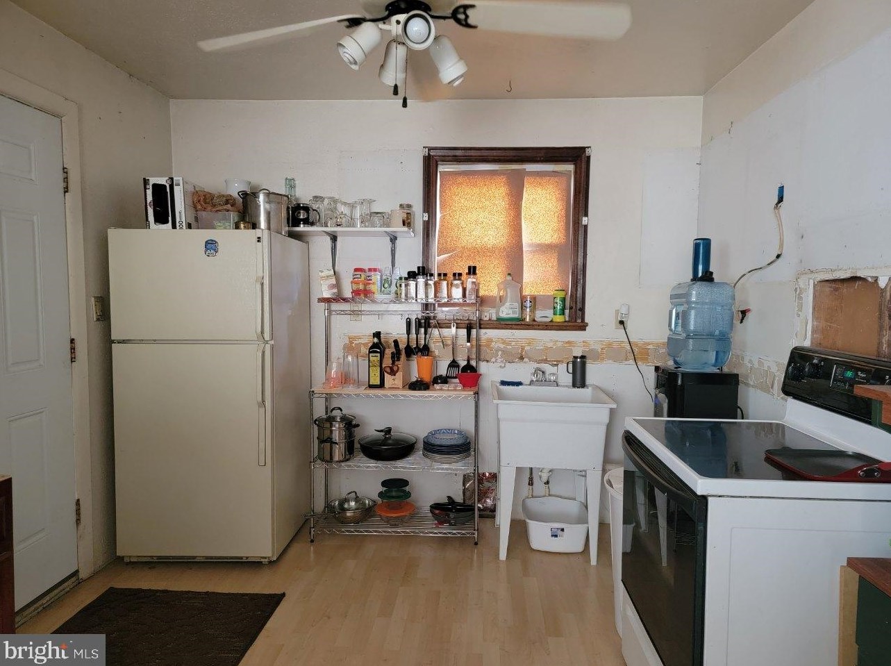 902 Wise Ave, Baltimore, MD 21222-5032