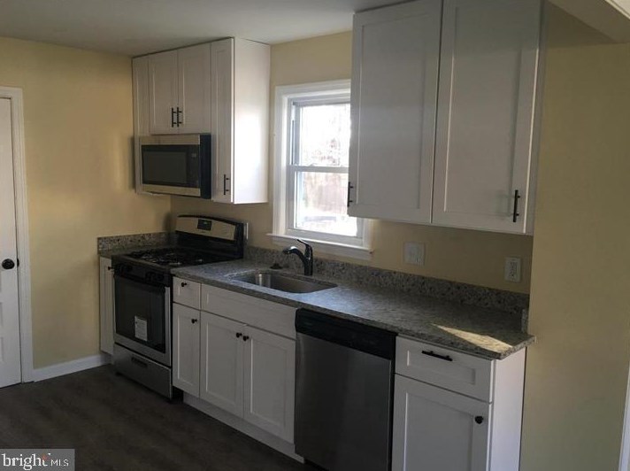 330 S Woodward Dr, Baltimore, MD 21221