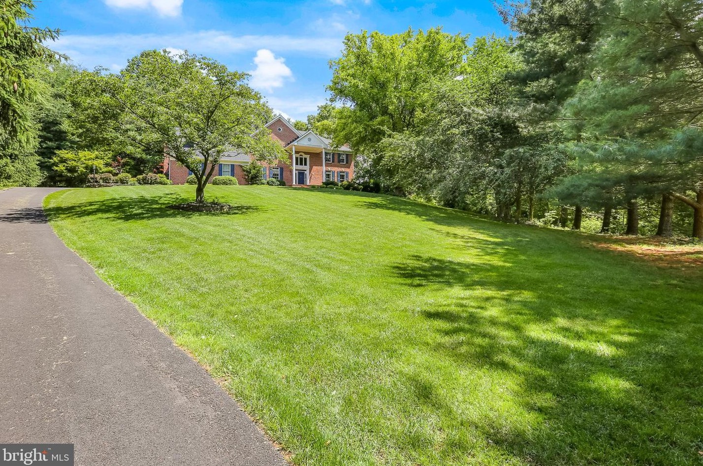 14011 Fox Run Ct, Phoenix, MD 21131-1852