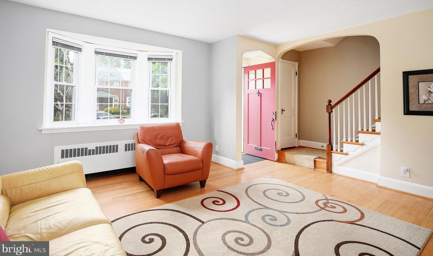 99 Dunkirk Rd, Baltimore MD  21212-1707 exterior