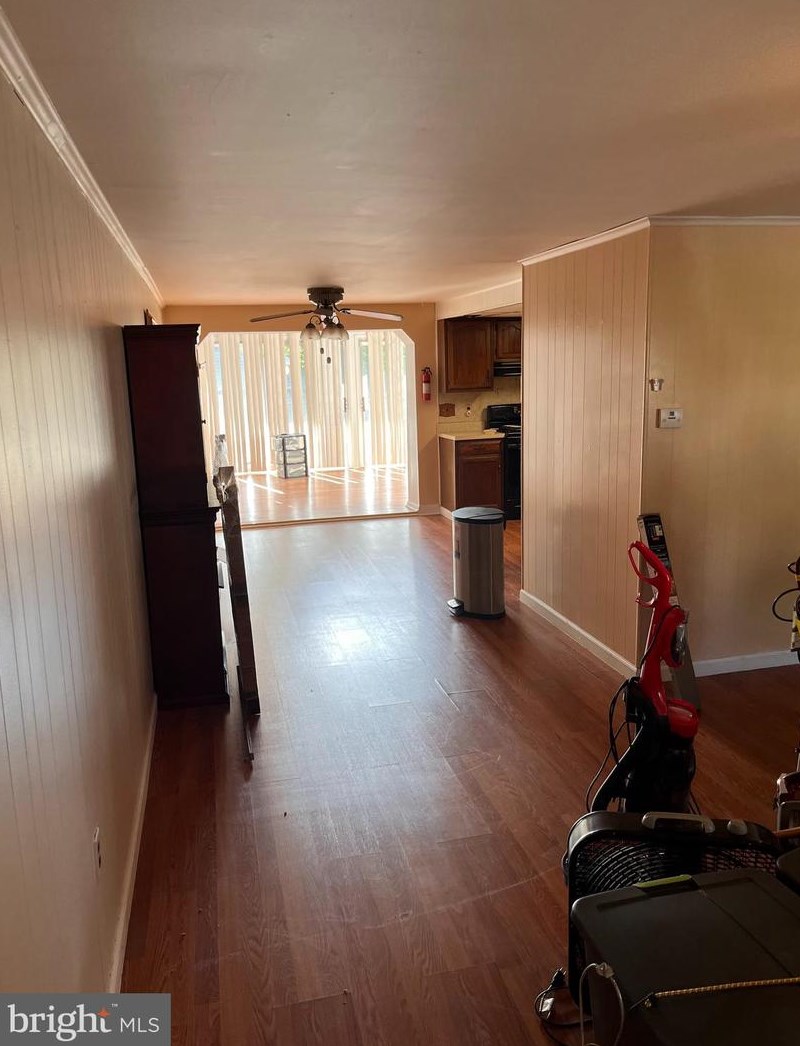 3118 Ryerson Cir, Baltimore, MD 21227-4738