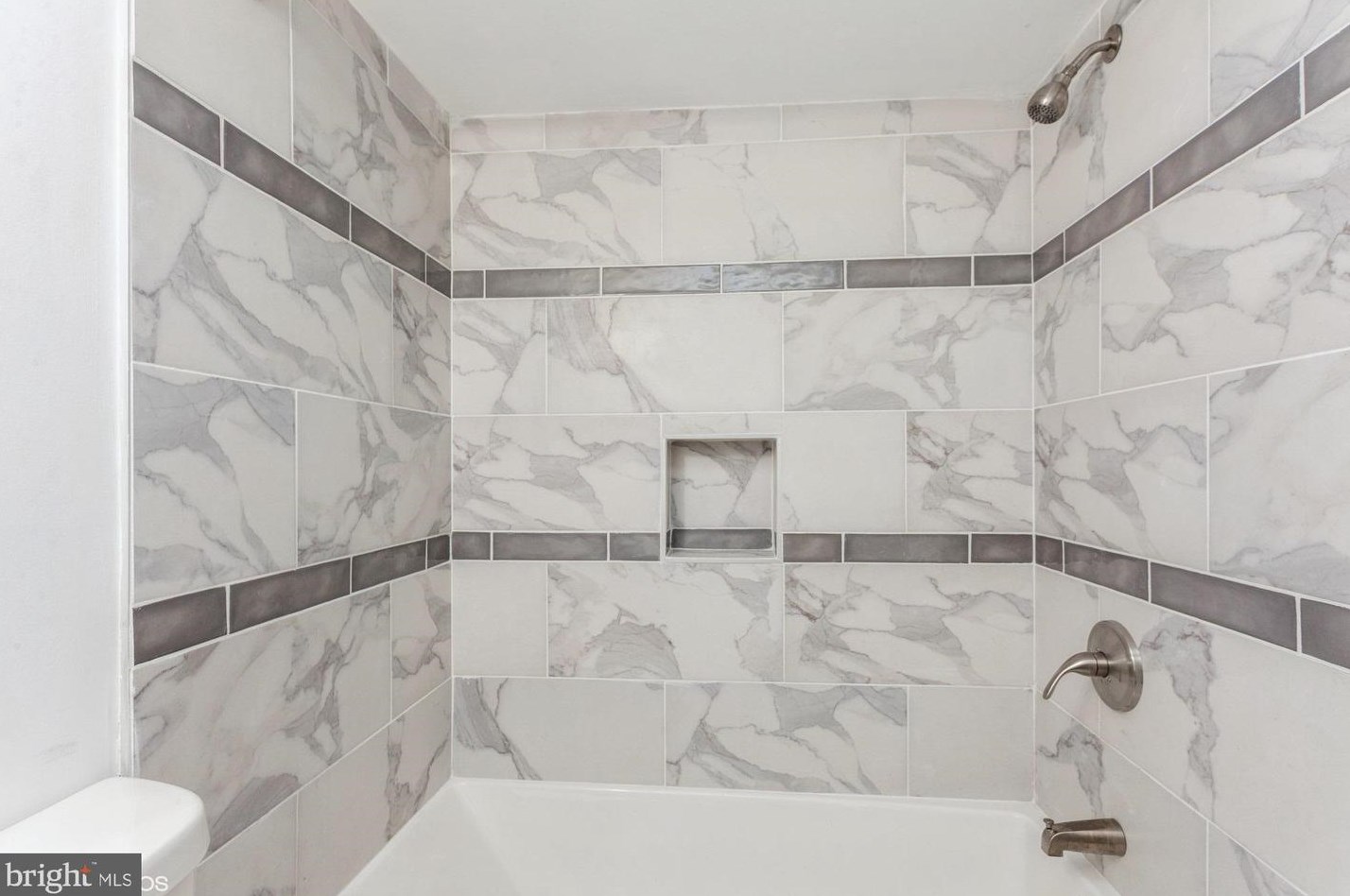 6602 Marott Dr, Baltimore MD  21207-6443 exterior