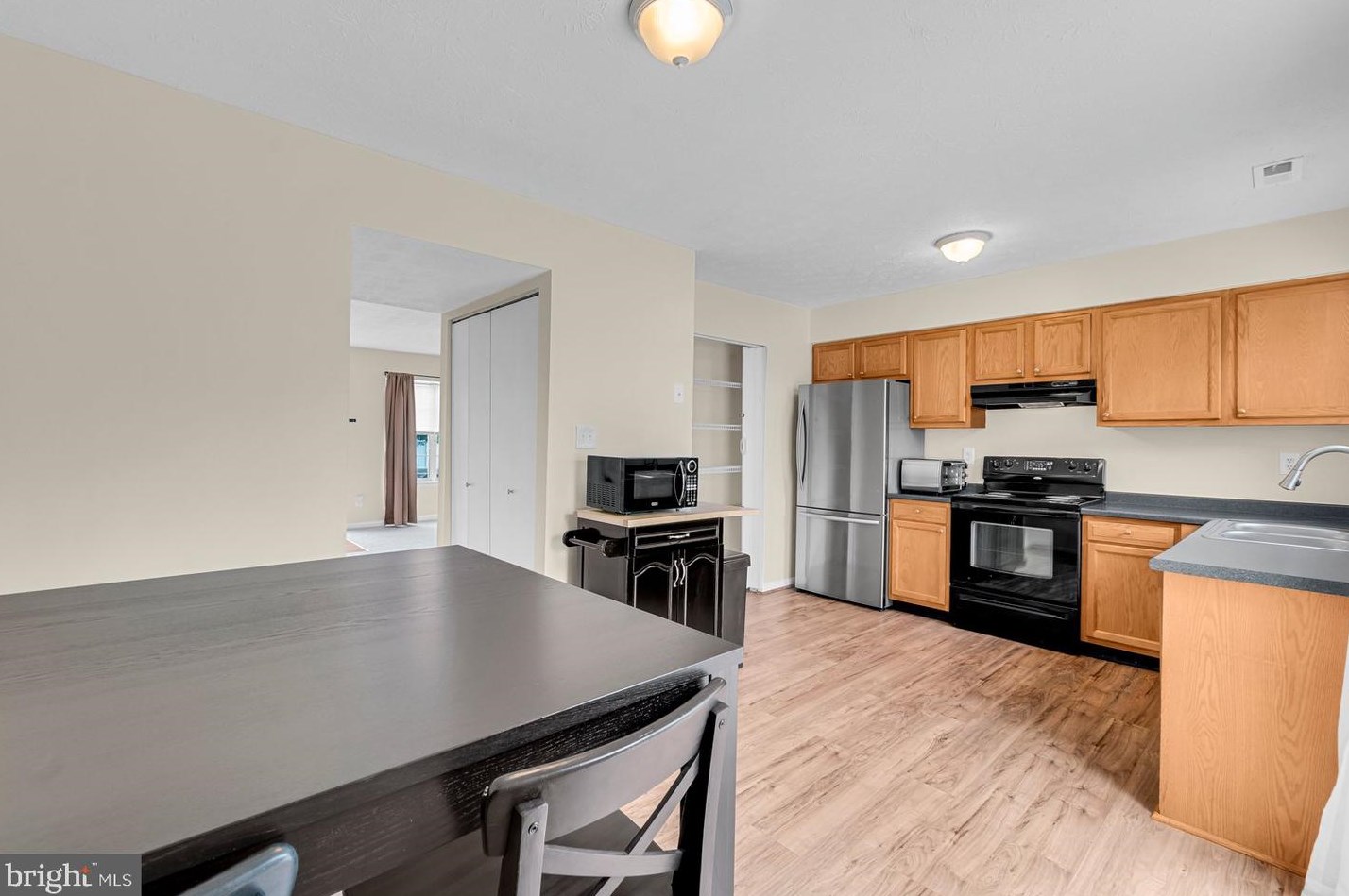 520 Gloucester Ct, Baltimore MD  21220-3673 exterior