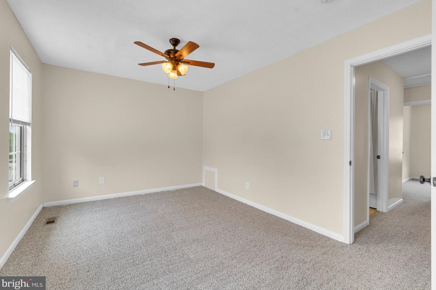 520 Gloucester Ct, Baltimore MD  21220-3673 exterior
