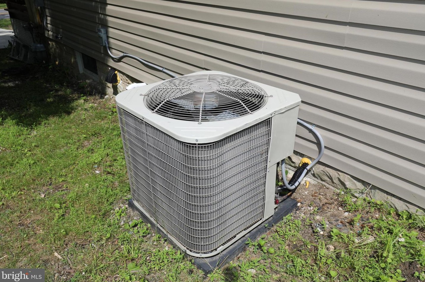 315 Oella Ave, Baltimore MD  21228-5417 exterior