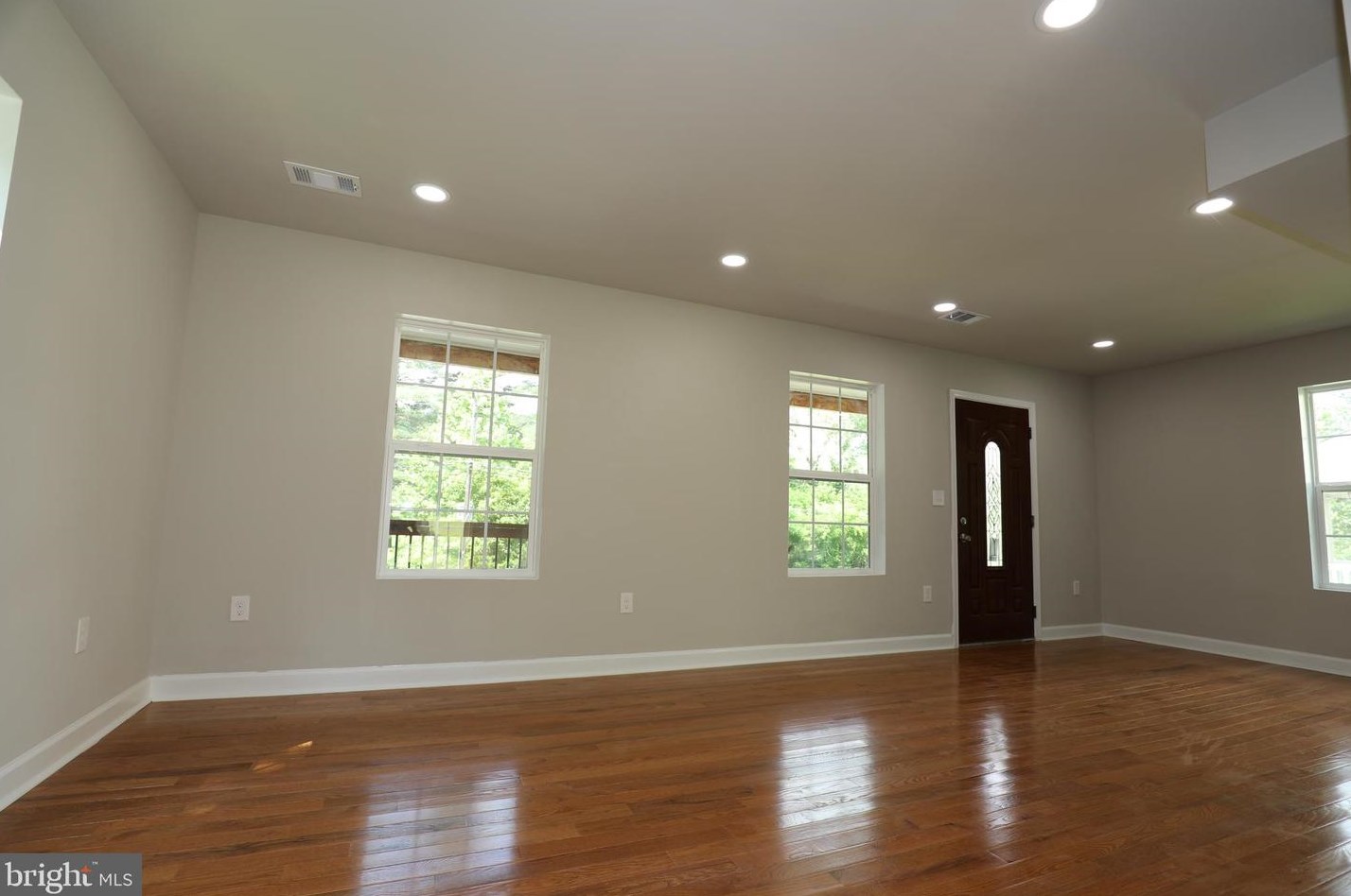 315 Oella Ave, Baltimore MD  21228-5417 exterior