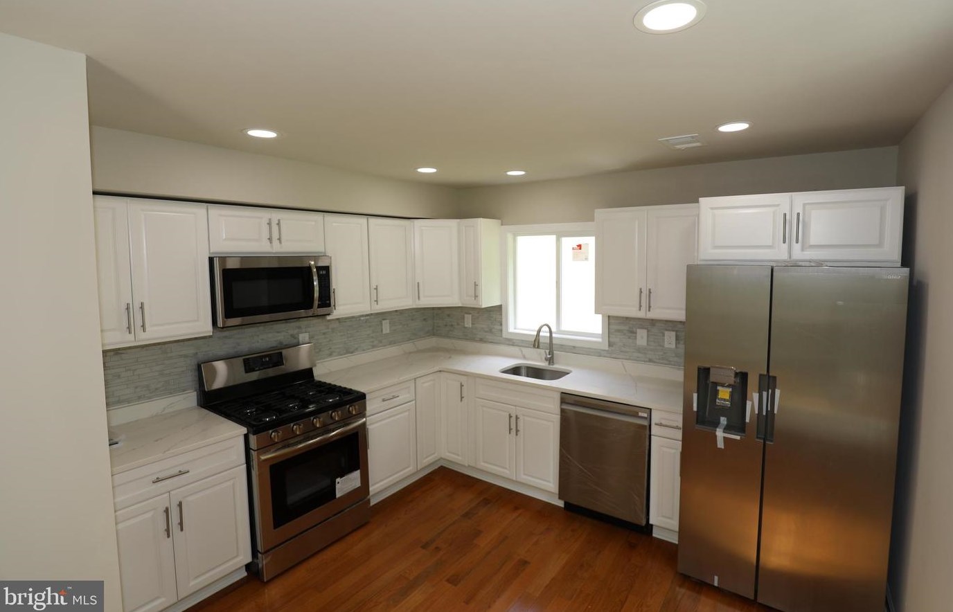 315 Oella Ave, Baltimore MD  21228-5417 exterior