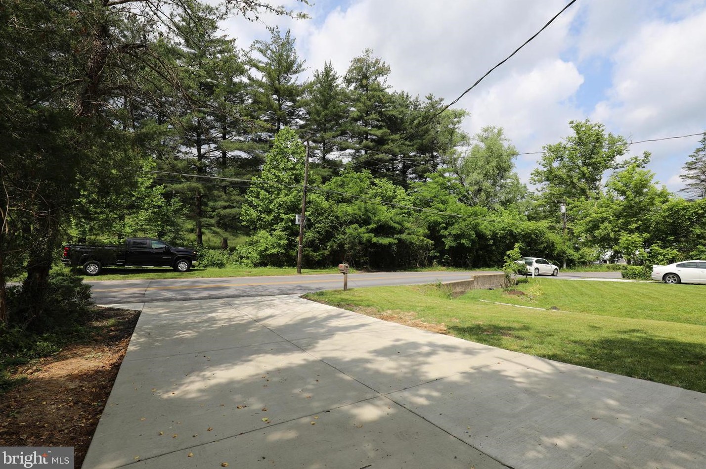 315 Oella Ave, Baltimore MD  21228-5417 exterior