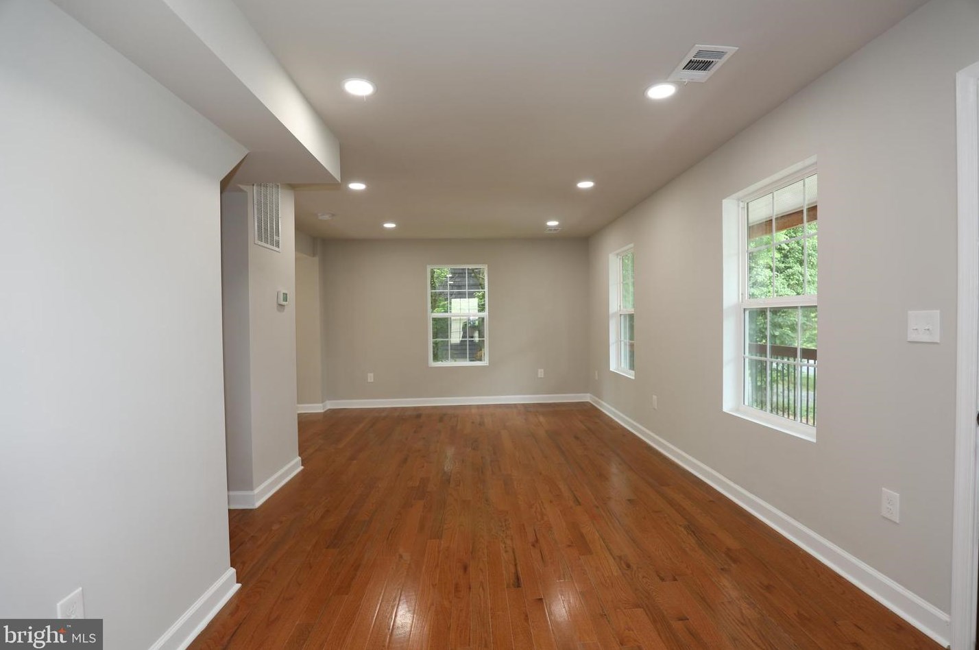 315 Oella Ave, Baltimore MD  21228-5417 exterior