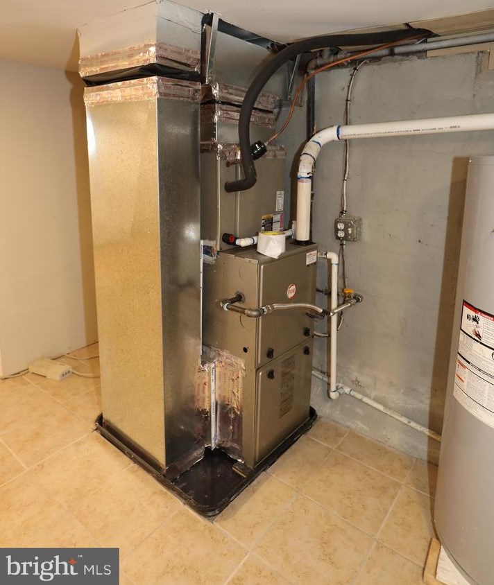 315 Oella Ave, Baltimore MD  21228-5417 exterior