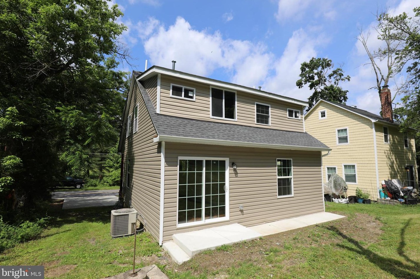 315 Oella Ave, Baltimore MD  21228-5417 exterior