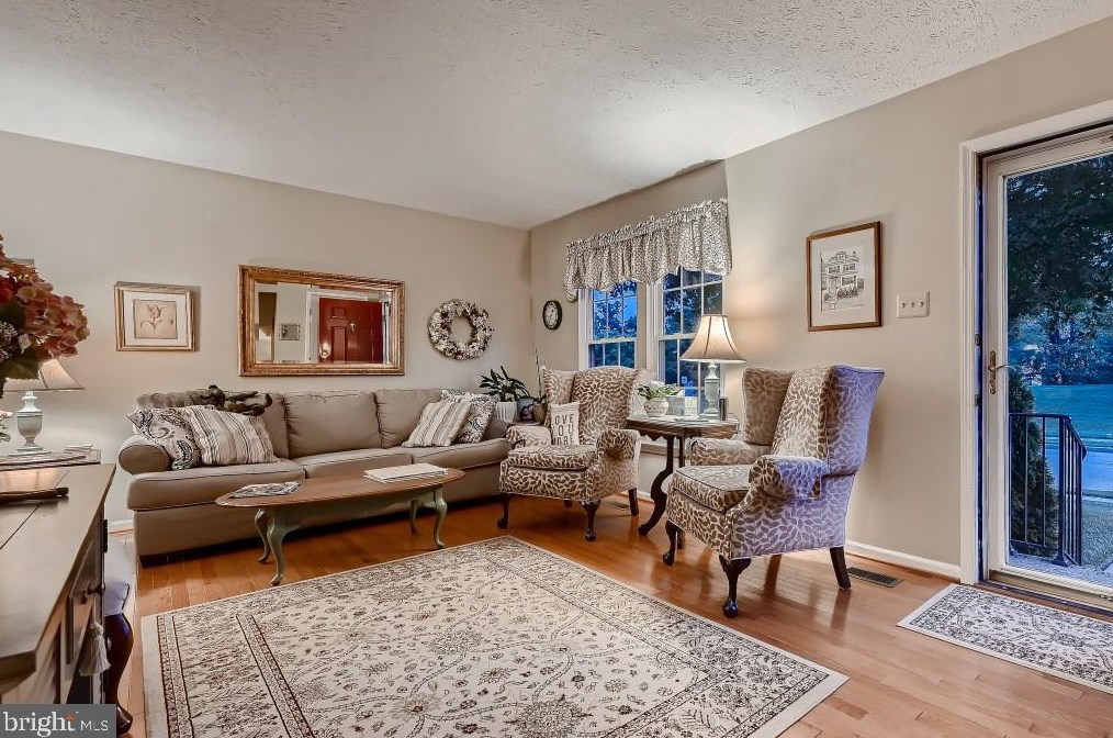 8661 Ridgelys Choice Dr, Baltimore, MD 21236-2953