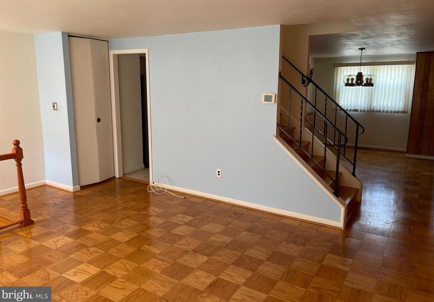976 Regina Dr, Baltimore MD  21227-2338 exterior