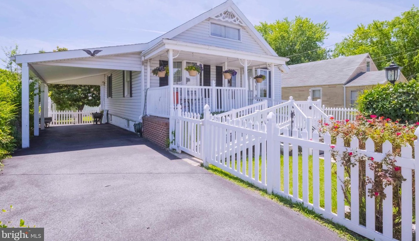 7602 Spruce Rd, Baltimore, MD 21222-1424