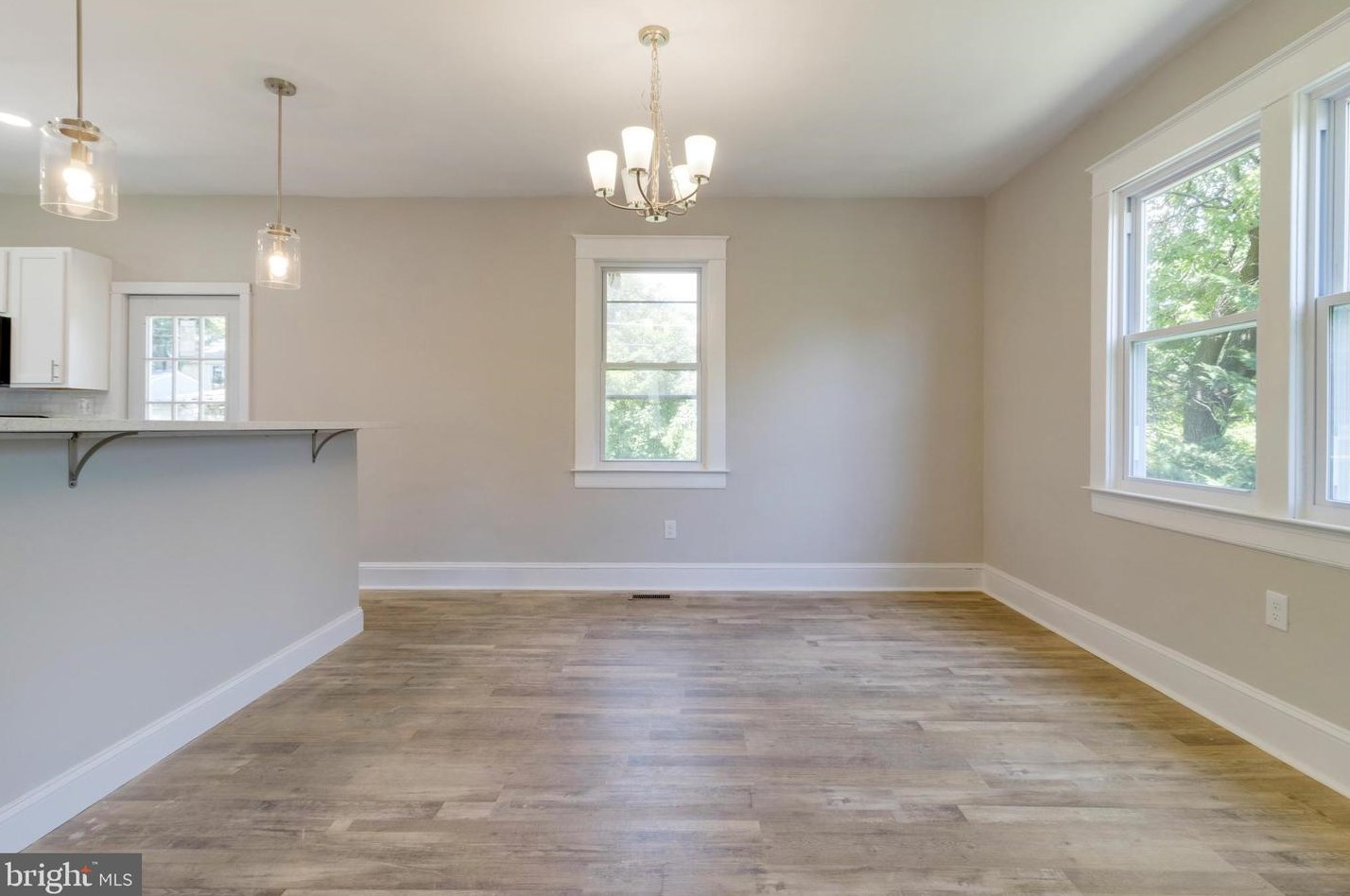 615 Plymouth Rd, Baltimore MD  21229-2213 exterior