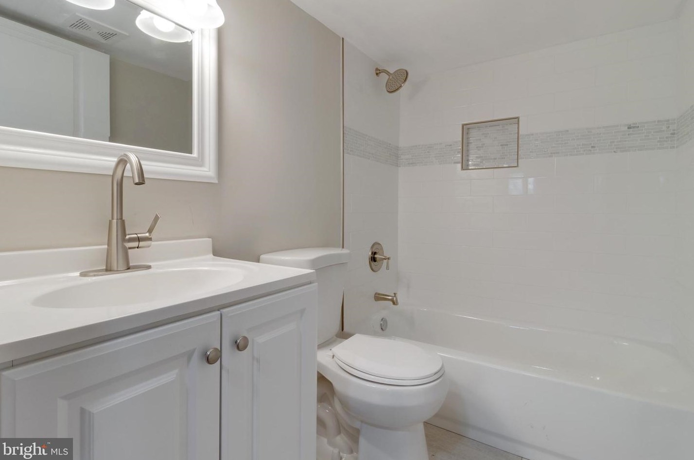 615 Plymouth Rd, Baltimore MD  21229-2213 exterior