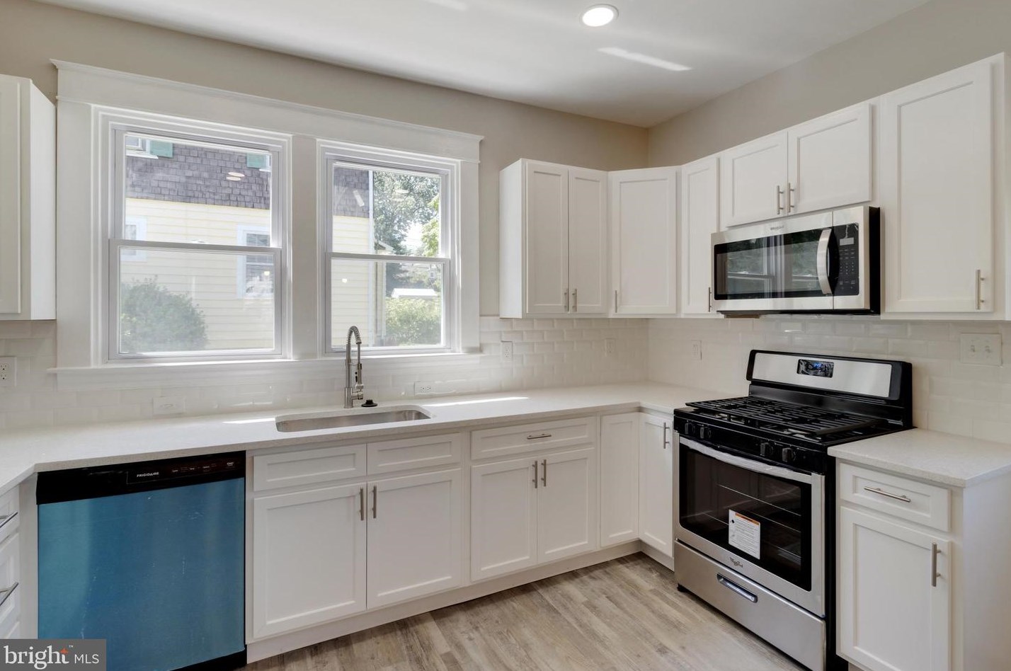 615 Plymouth Rd, Baltimore MD  21229-2213 exterior