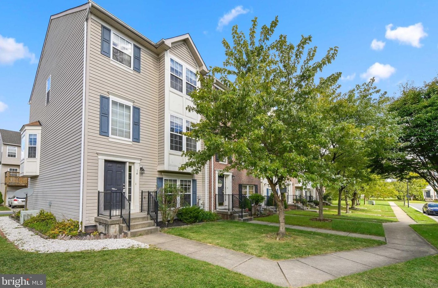 14 Hallsdale Ct, Baltimore, MD 21237-5009