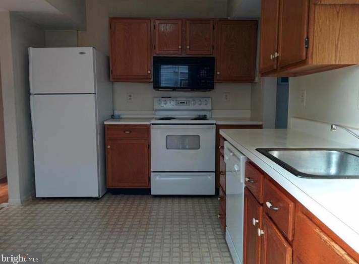 1432 Adamsview Rd, Baltimore MD  21228-1152 exterior