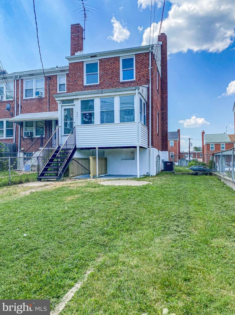 573 Welbrook Rd, Baltimore MD  21221-3410 exterior