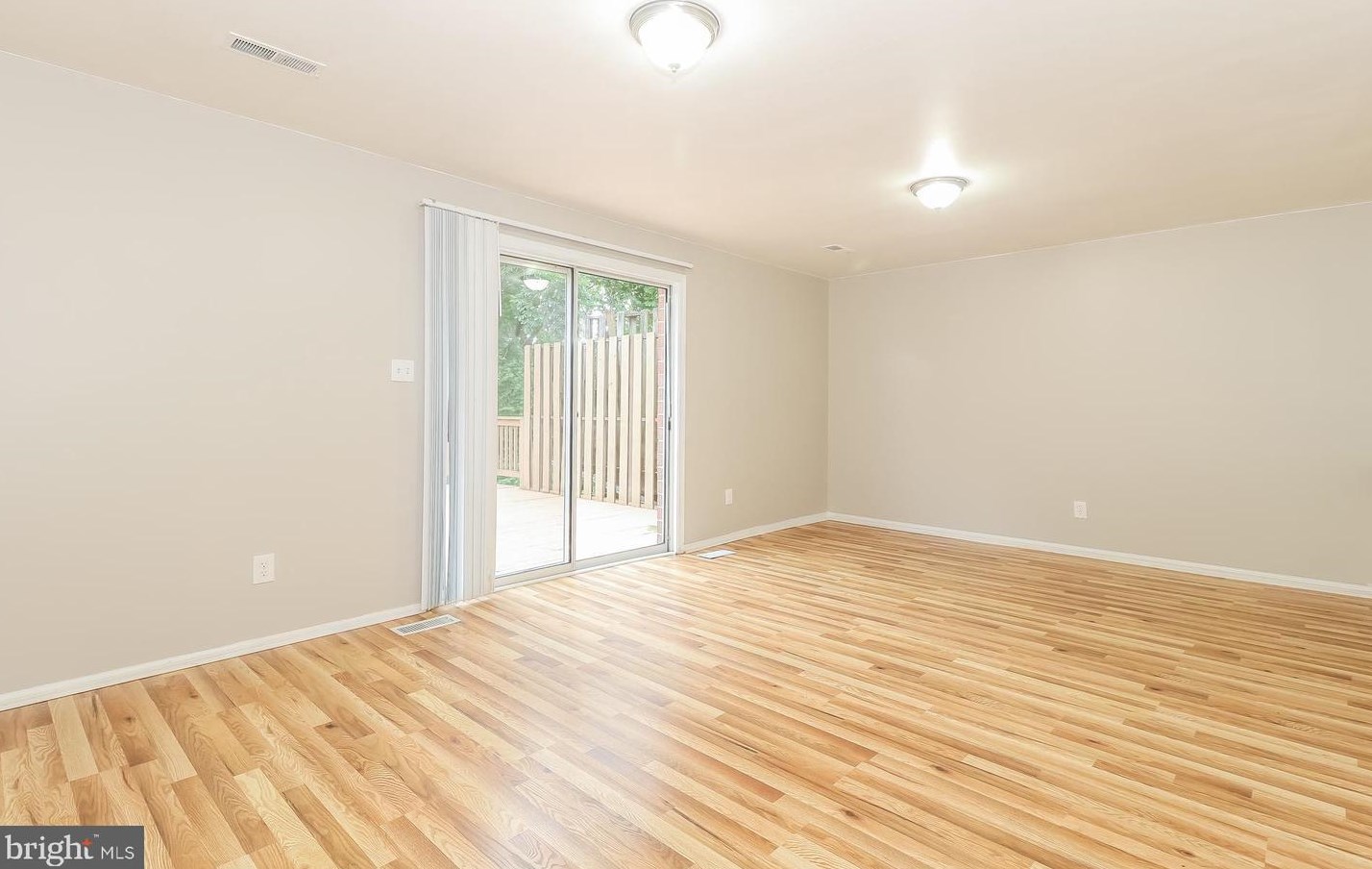 19 Jones Falls Ter, Baltimore, MD 21209