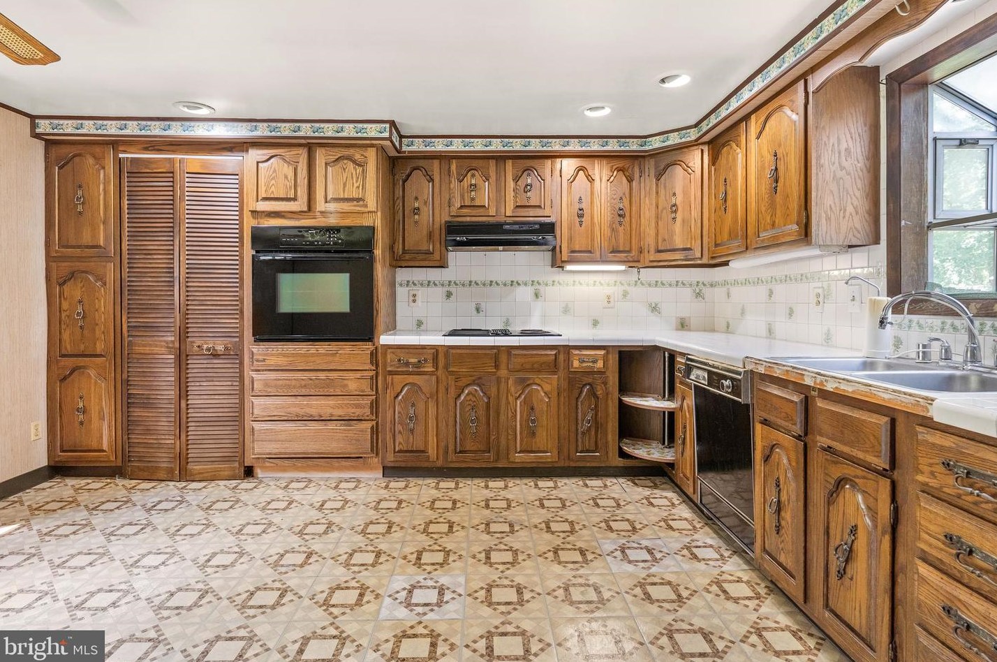 4301 Deer Park Rd, Mcdonogh Run MD  21133-1703 exterior