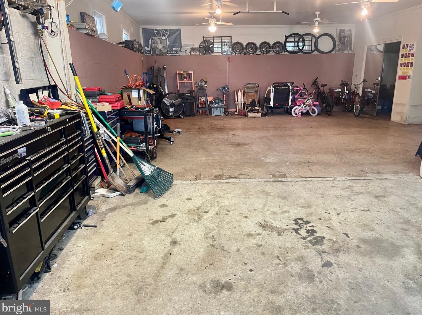2815 Rose Ave, Baltimore, MD 21227-2138