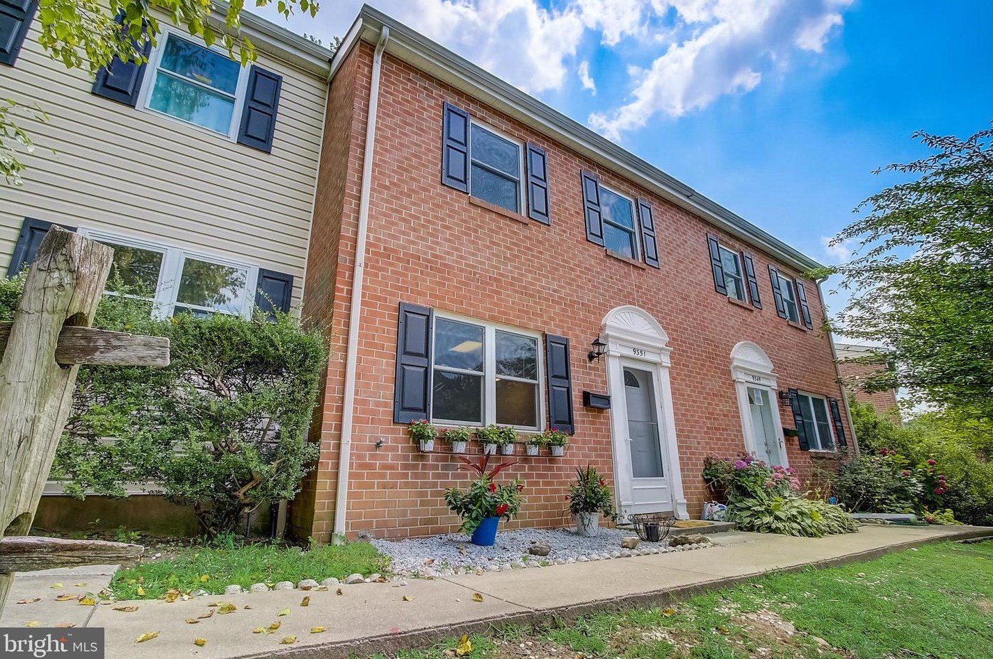 9351 Pan Ridge Rd, Baltimore, MD 21234-1528