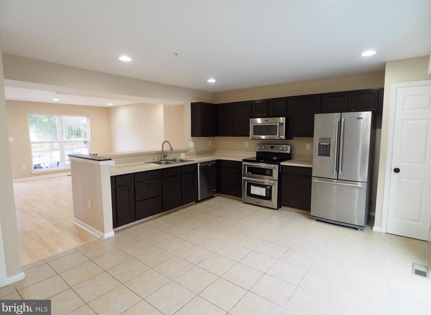 7321 Hitchcock Ln, Baltimore, MD 21244