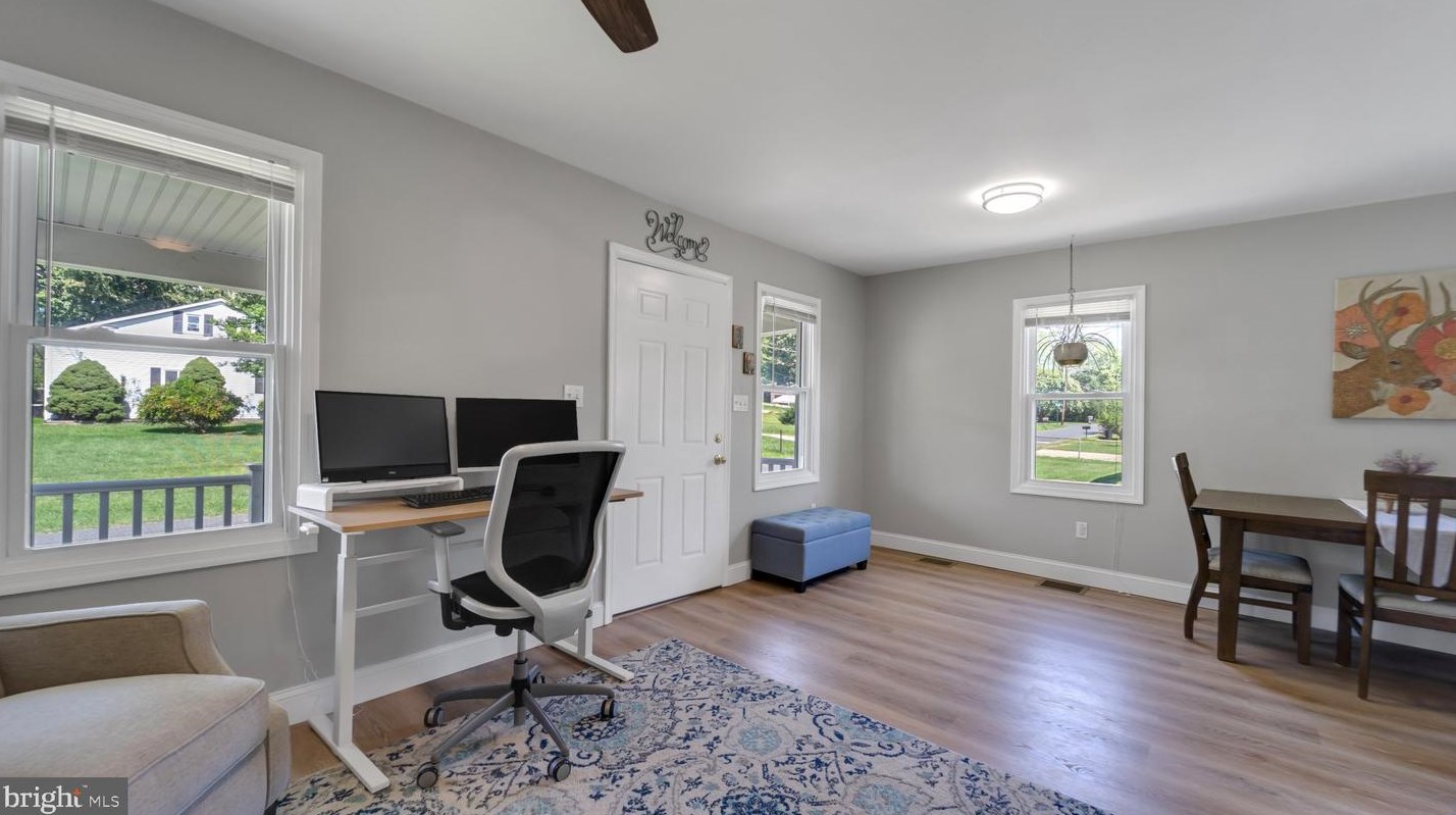 913 Rosedale St, Baltimore MD 21216-4233 exterior