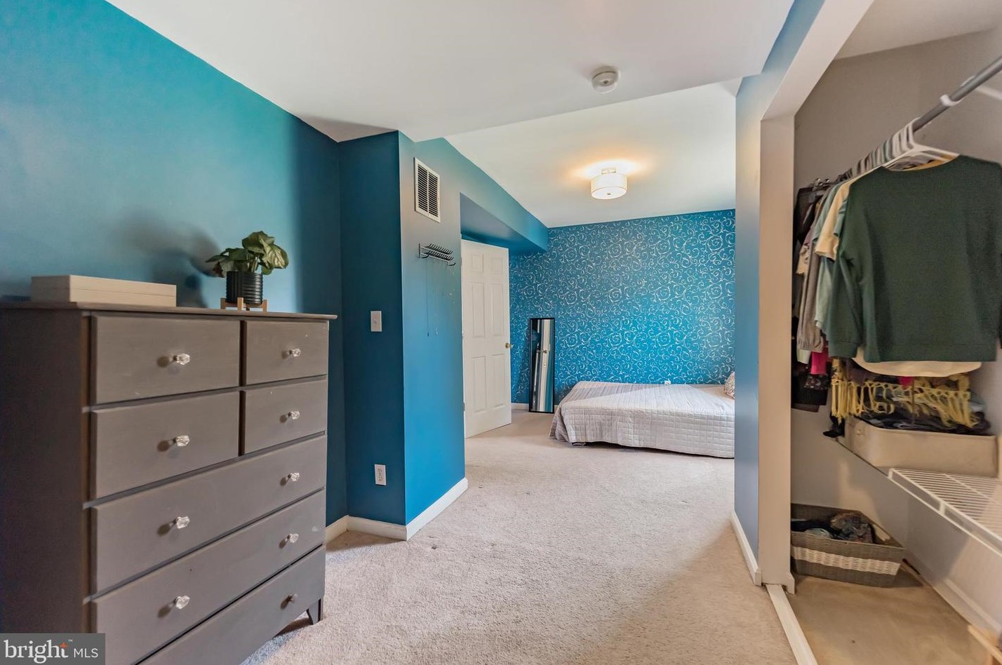 913 Rosedale St, Baltimore MD 21216-4233 exterior