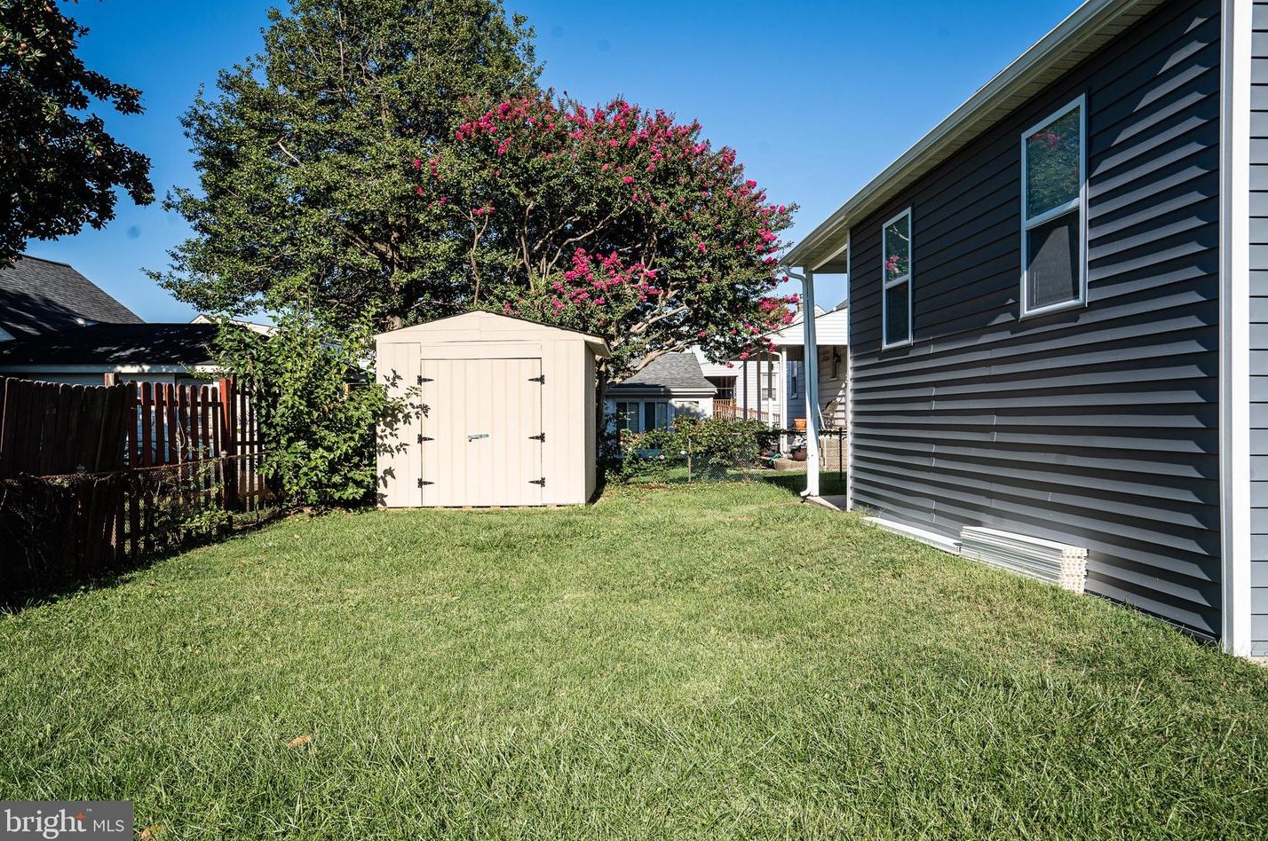61 Avalon Ave, Baltimore MD  21222-4847 exterior