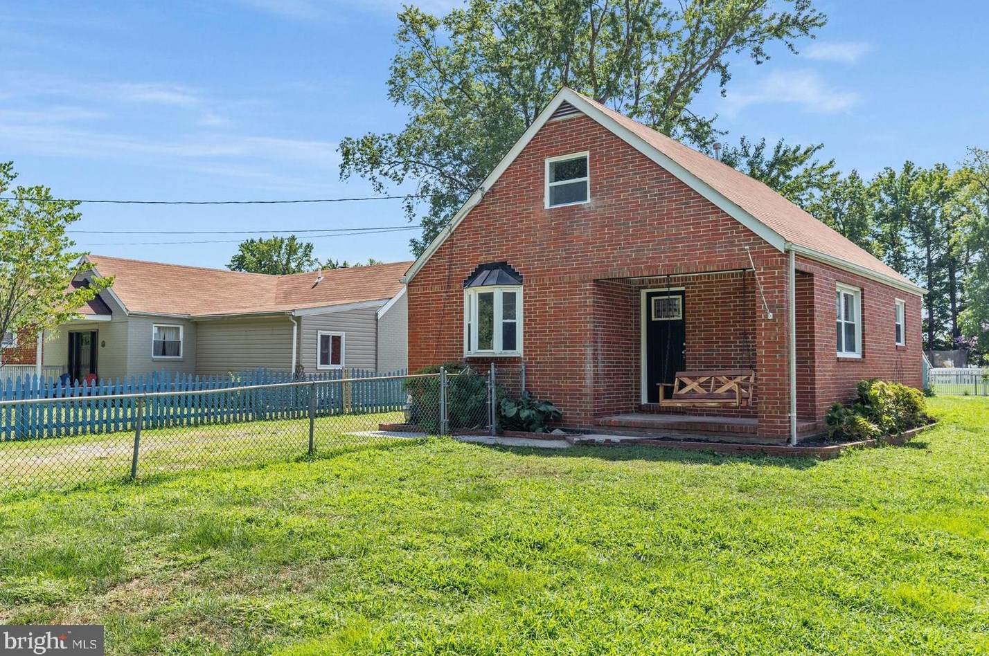 7517 Sparrows Point Blvd, Baltimore MD  21219-1928 exterior