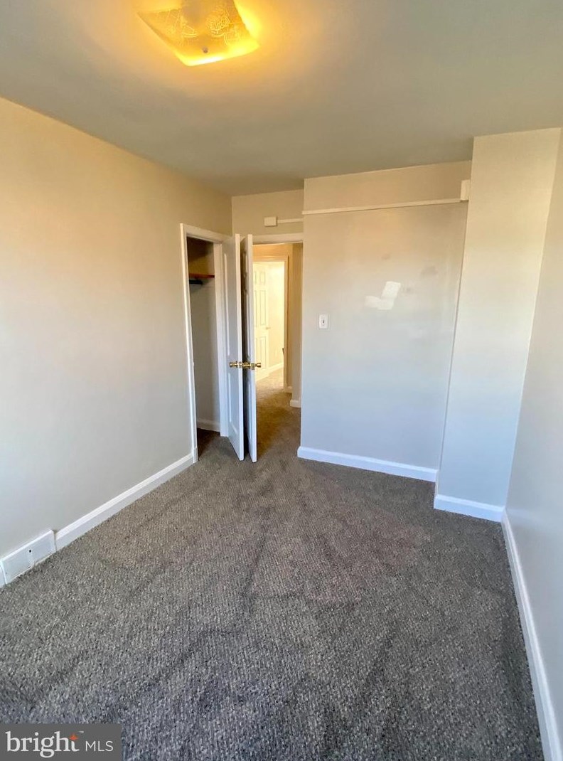 6829 Duluth Ave, Baltimore MD  21222-1111 exterior